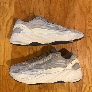 Adidas Yeezy Boost 700 V2 Static Gray Sneaker EF2829  Size 13